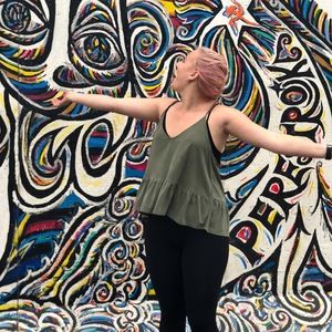 Meet your Posher, Hannah